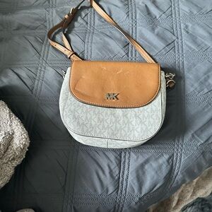 Michael Kors Tan and Gray Shoulder Bag with Adjustable Strap and Two-Tone Design